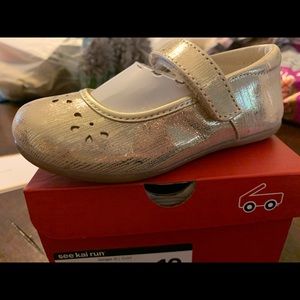 see kai run ginger iii gold size 10